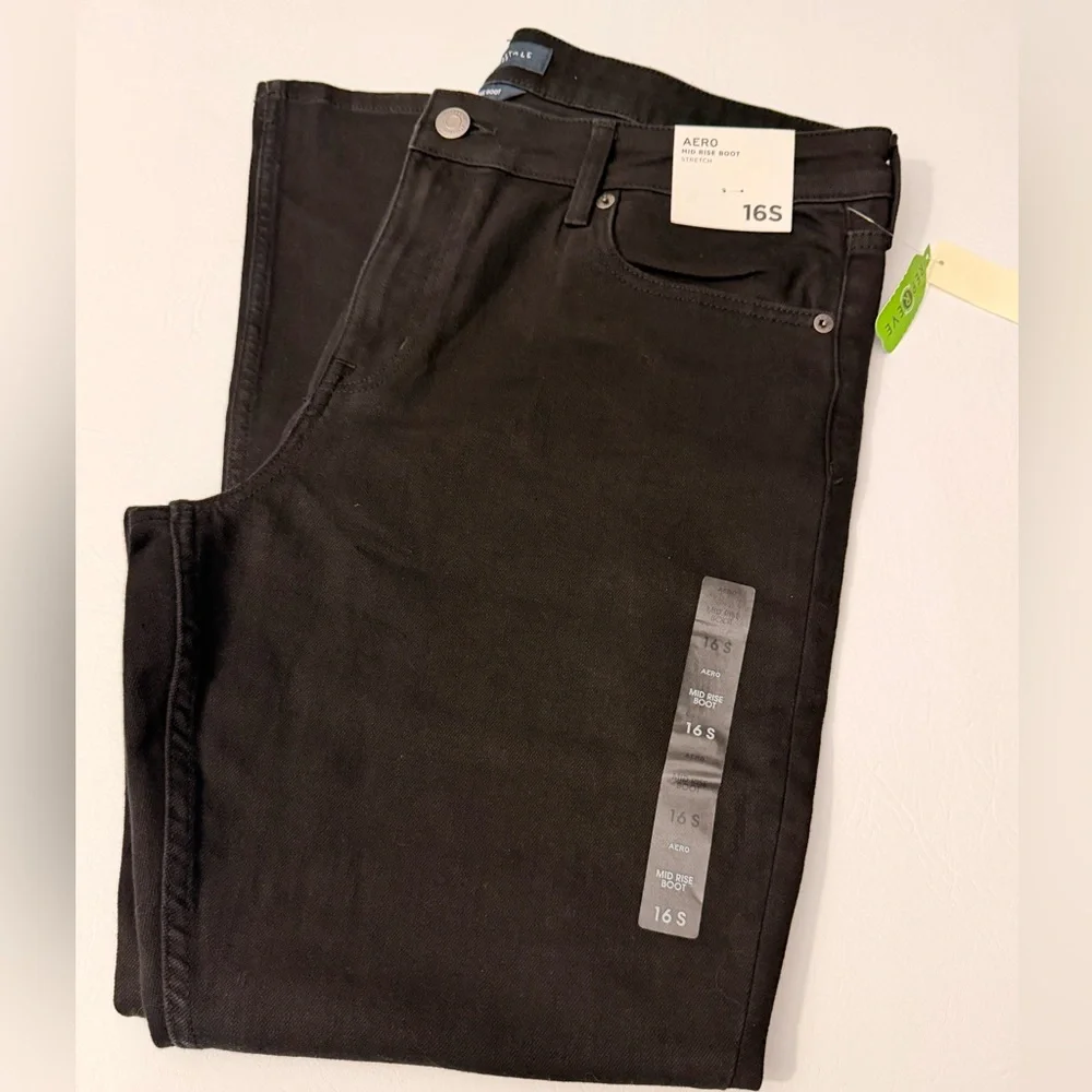 Aeropostale Woman’s‎ Mid Rise Boot Black Jeans Size 16s